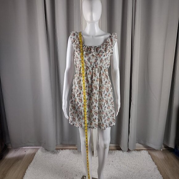 Rue21 Women's White, Blue, Green Floral Print Open Back Mini Dress Size M. - Picture 5 of 10